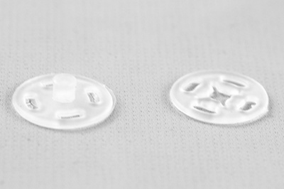 Кнопки пришивные пластиковые 13 мм, блистер 24шт, цв.-прозрачные - купить в Хасавьюрте. Цена: 62.27 руб.